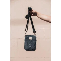 FuzzYard Life Corduroy Cross Body Bag Slate Grey -Fuzzyard FuzzYard Life Corduroy Cross Body Bag Slate Grey 5